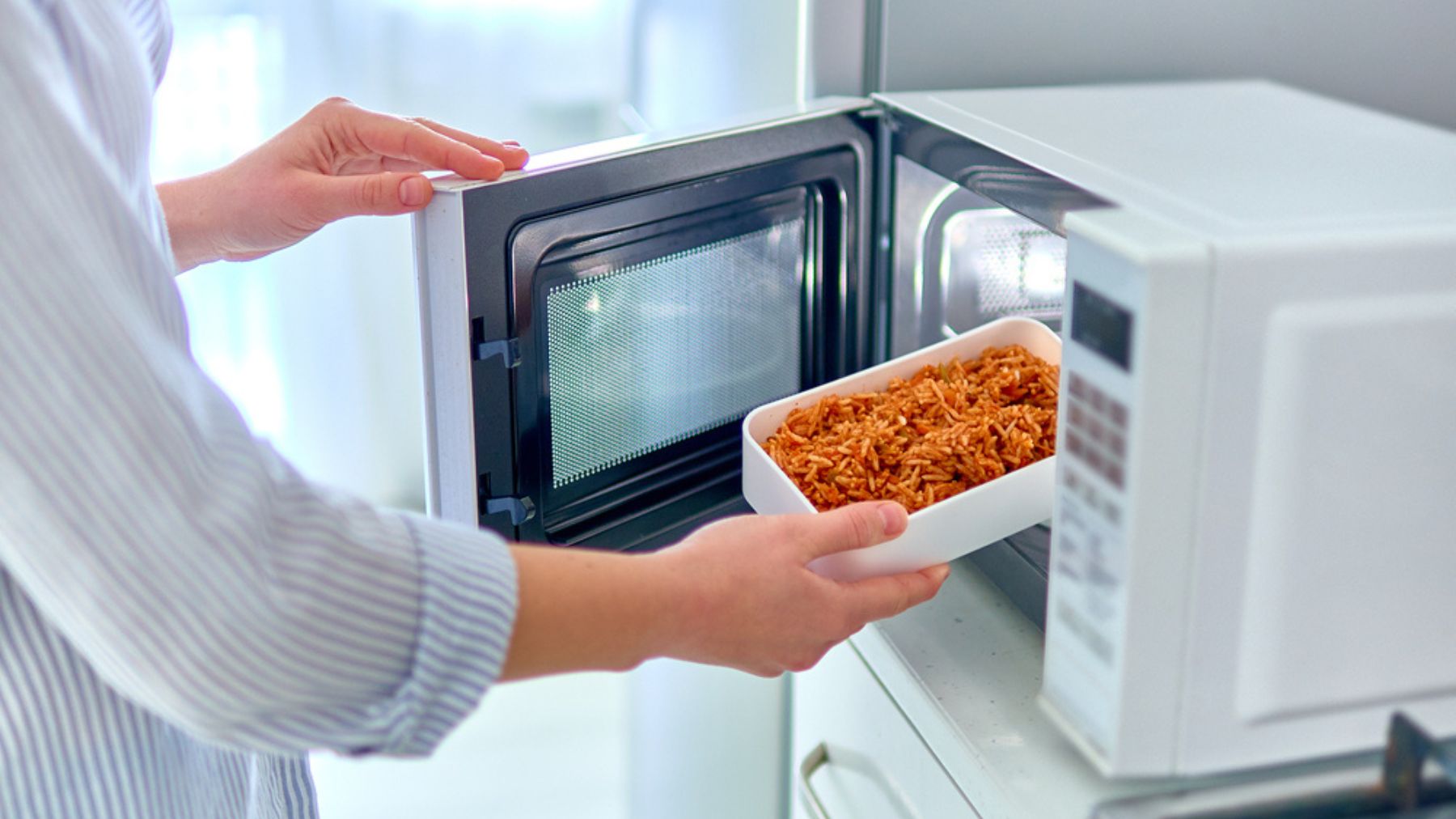 Types of food you should never microwave