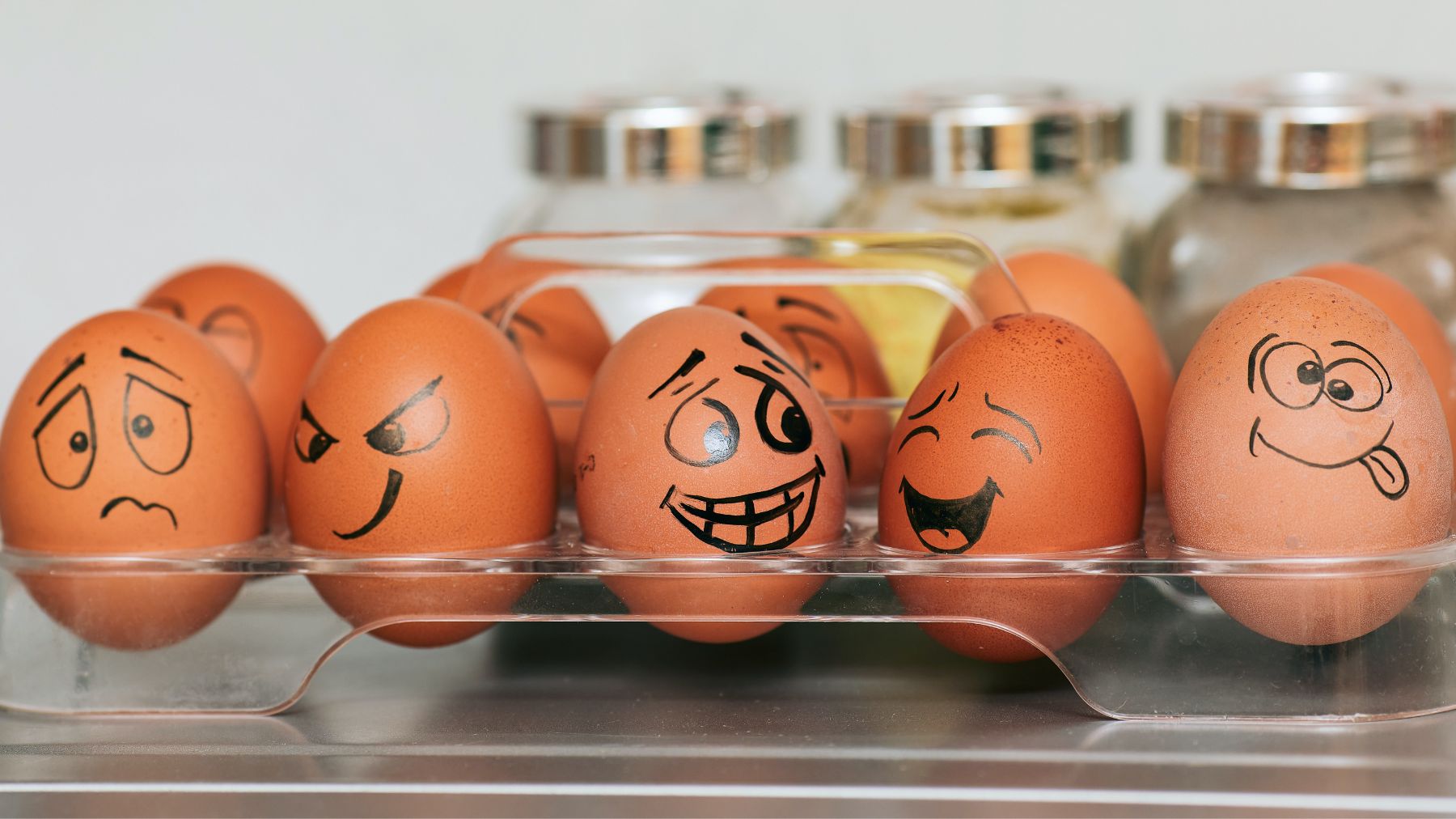 Eggs: should you keep them in the fridge or not?