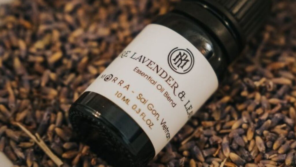 cracked heels: lavender oil